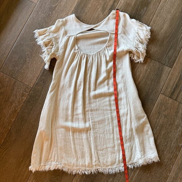 Umgee A-Line oatmeal short sleeve raw edge dress size small - Picture 8 of 9